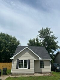 Building Photo - 621 Colonelette Dr