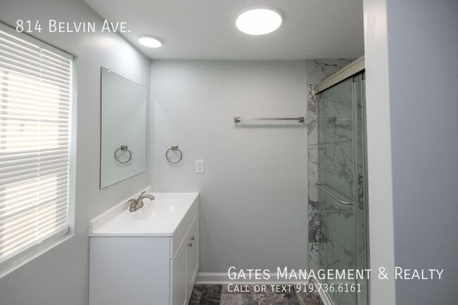 Building Photo - 814 Belvin Ave