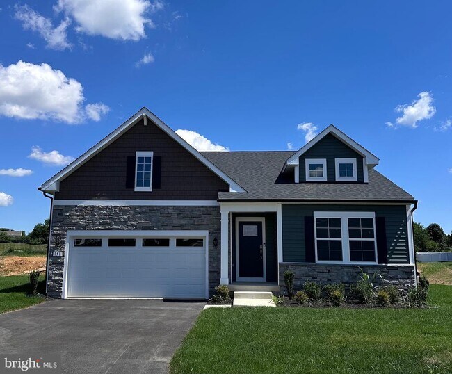 Building Photo - 151 Capulet Ct