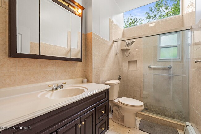 Building Photo - 606 Deal Rd