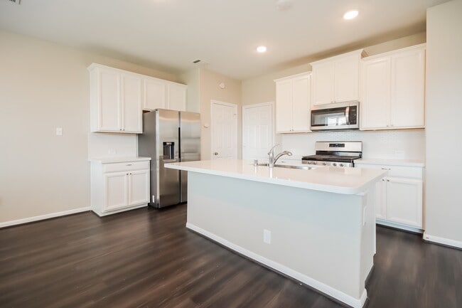 Building Photo - 9822 Copper Ranch Trail