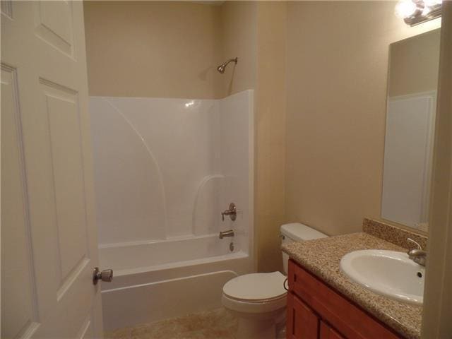 Guest bath - 221 Bella Sera Ln