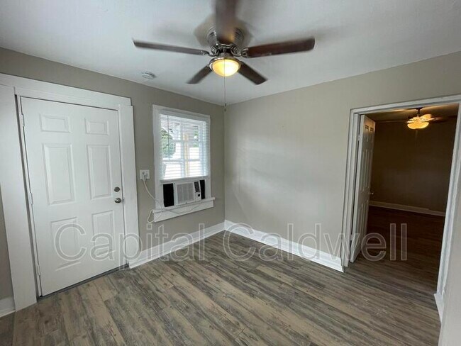 Building Photo - 1028 E 17th Ave