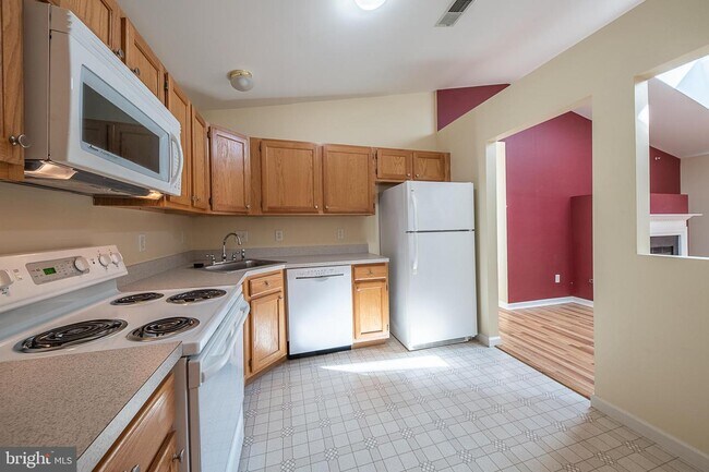 Building Photo - 110 Brookland Ct