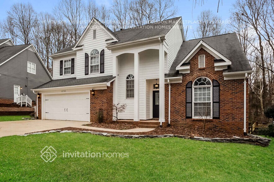 Building Photo - 15708 Berryfield St