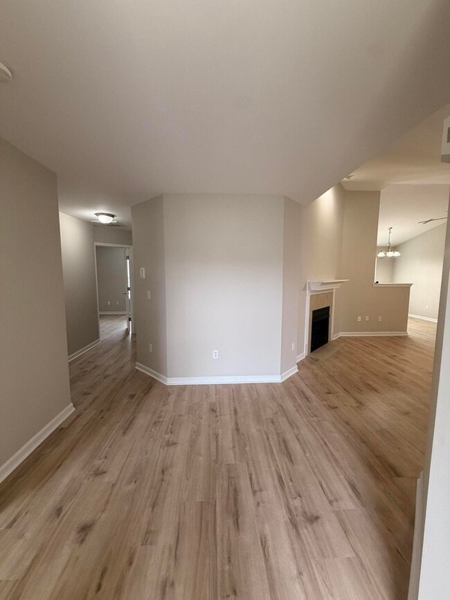 Building Photo - 157 Palmer Dr