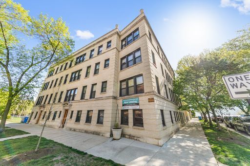 Primary Photo - 1320 W Birchwood Ave