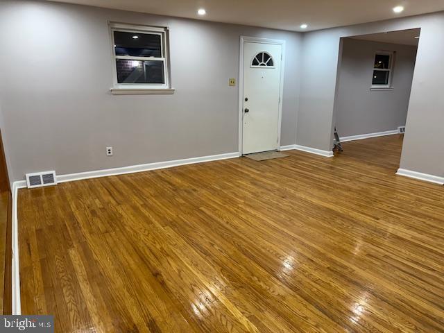 Building Photo - 9304 Lansford St