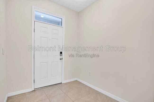 Building Photo - 33028 Tulip Petal Ln
