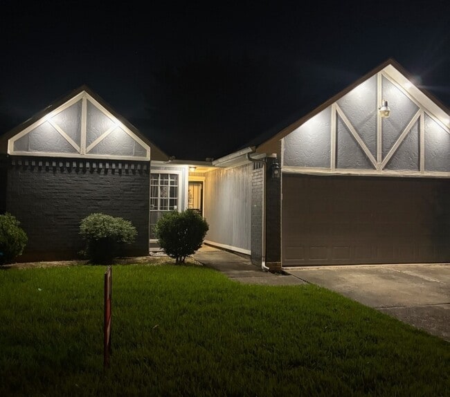 Building Photo - 11018 Kirkwell Dr