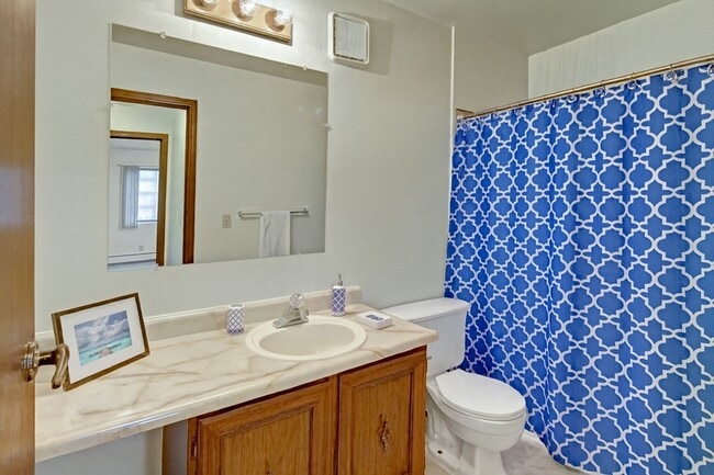 Building Photo - Park Plaza