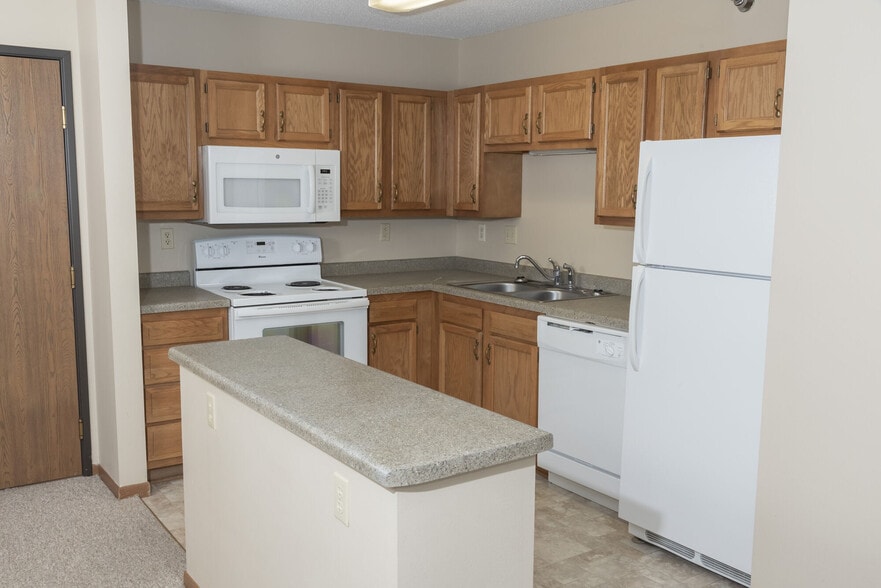 Building Photo - BRIARCLIFF APARTMENTS