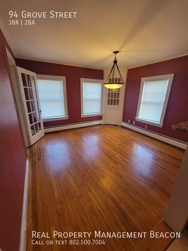 Building Photo - 94 Grove St