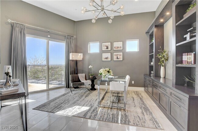 Building Photo - 6300 Clovis Point St