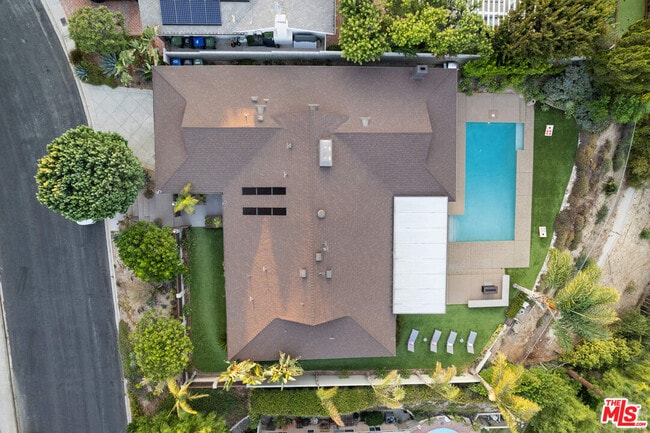 Building Photo - 3235 Steven Dr