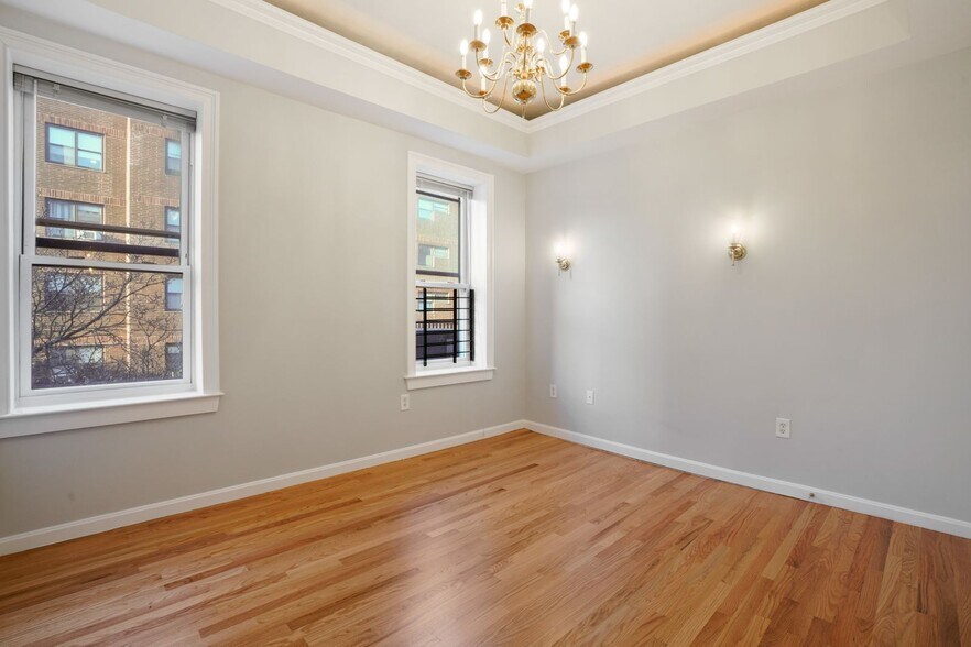 Building Photo - 617 Massachusetts Ave