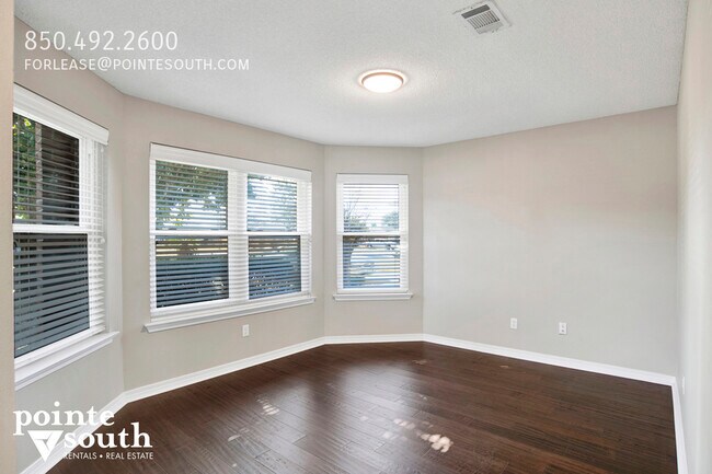 Building Photo - 512 Batten Blvd