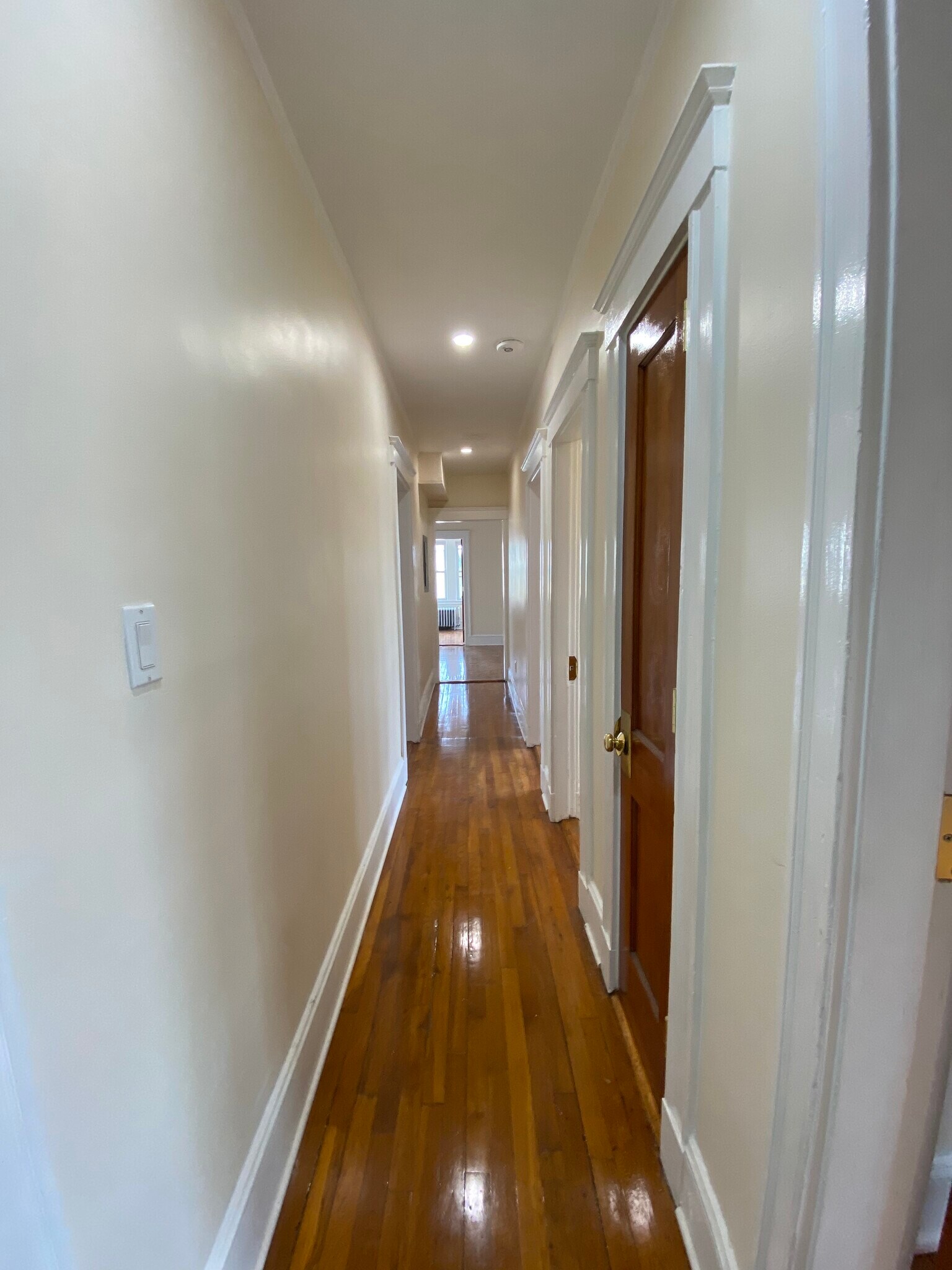 Building Photo - 4442 Washington St