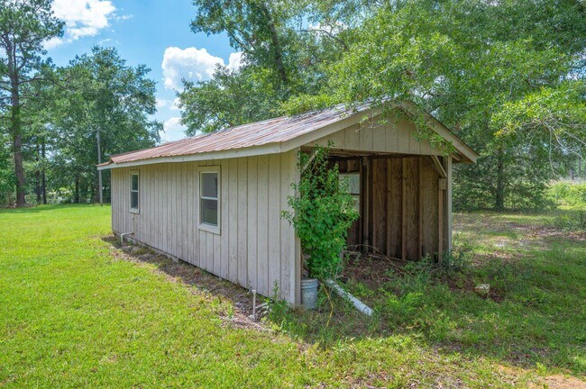 Building Photo - 803 Ingle Rd
