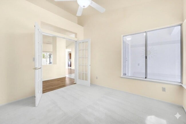 Building Photo - 40180 Eastwood Ln