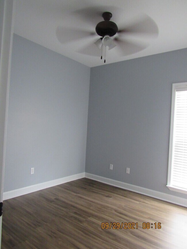 Building Photo - Currington Farms Subdivision!