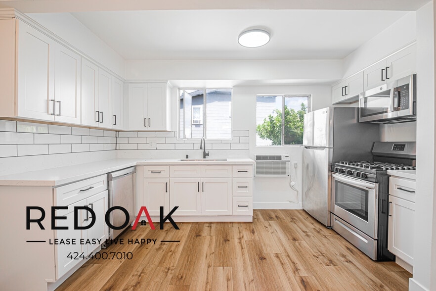 Building Photo - 153 S Ave 57