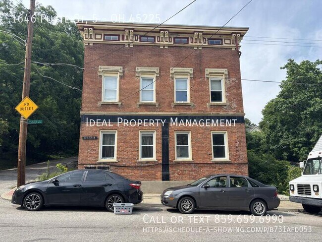Building Photo - 1646 Pulte St