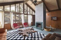 Building Photo - 305 Reimer Ave