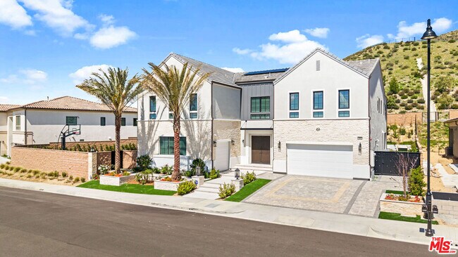 Building Photo - 12553 Ridgeline Rd