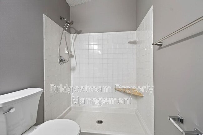 Building Photo - 6591 Brigham Sq