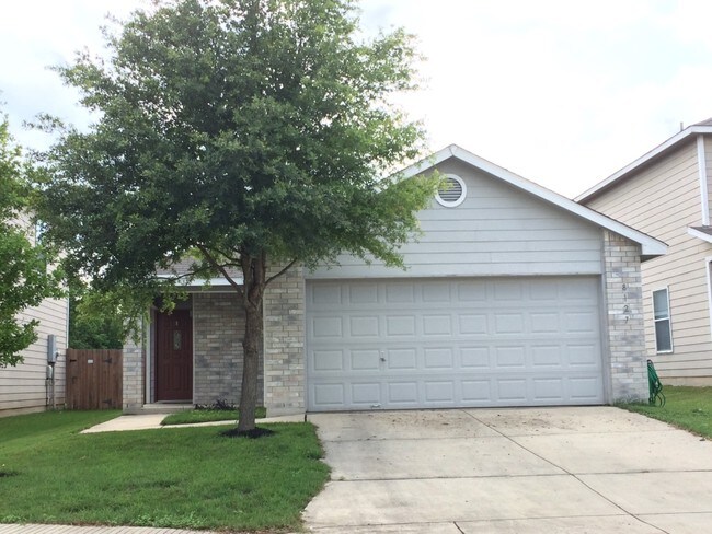 Building Photo - 8127 Willow Country