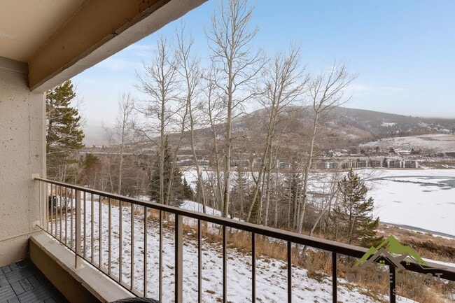 Building Photo - Amazing Views at this Fully Furnished Condo at the Lodge at Lake Dillon