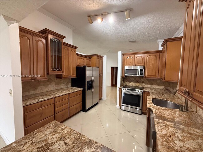 Building Photo - 14381 SW 19 Terrace