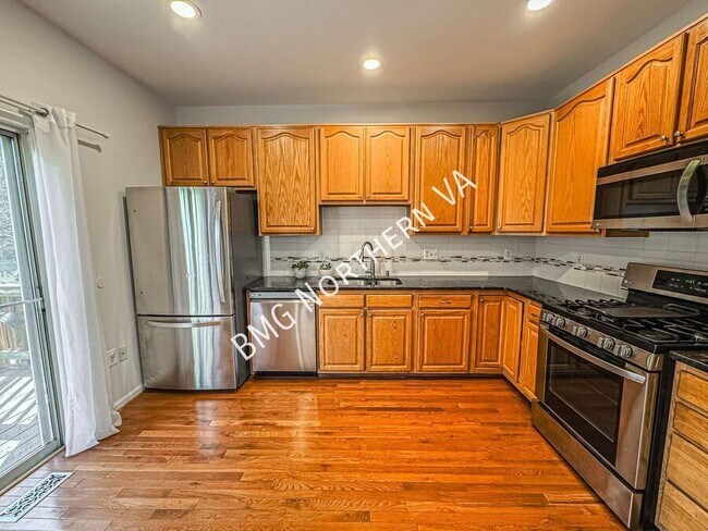 Building Photo - 4647 Flatlick Branch Dr