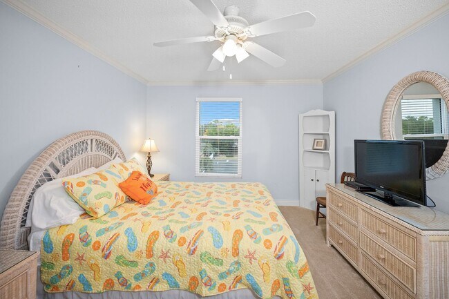 Building Photo - 4610 White Ave