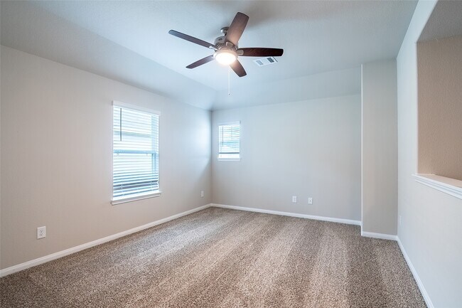Building Photo - 3707 Cub Dr