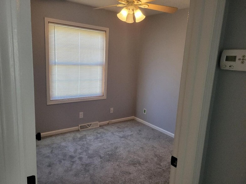 Building Photo - 4130 Chelten Ave