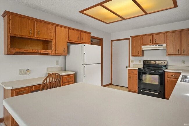 Building Photo - 8115 Calera Dr