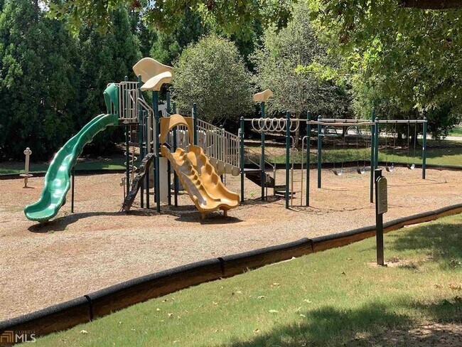 Building Photo - 79 Covington Terrace