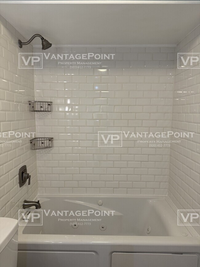 Building Photo - 1655 9th St