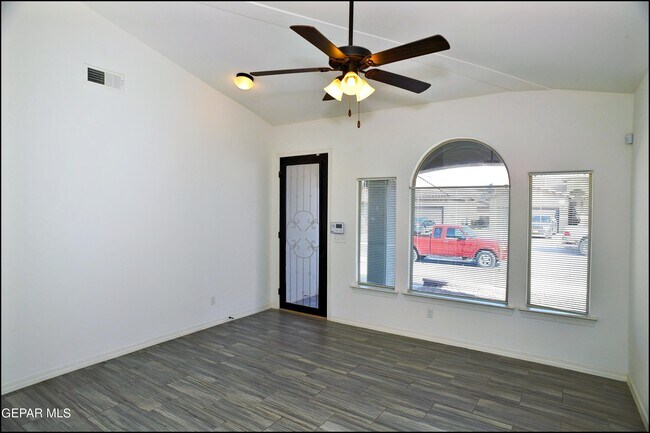 Building Photo - 781 Croxdale St