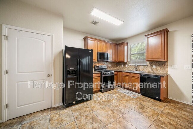 Building Photo - 10713 Gemsbuck Lodge