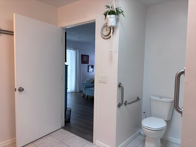 Building Photo - 17736 SE 115th Ct