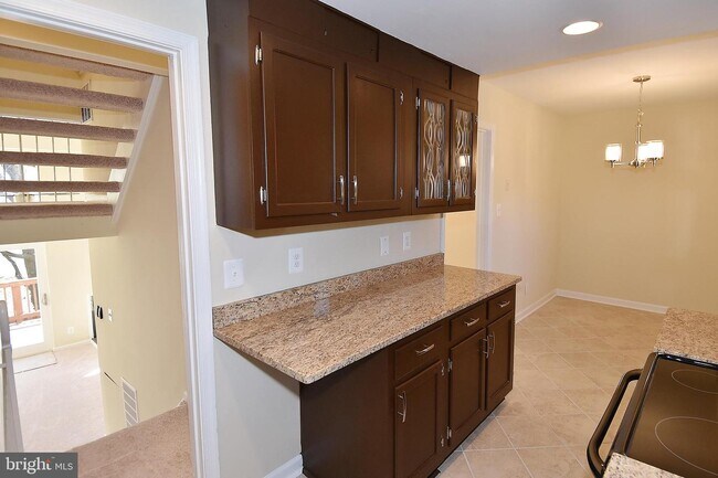 Building Photo - 12769 Gazebo Ct
