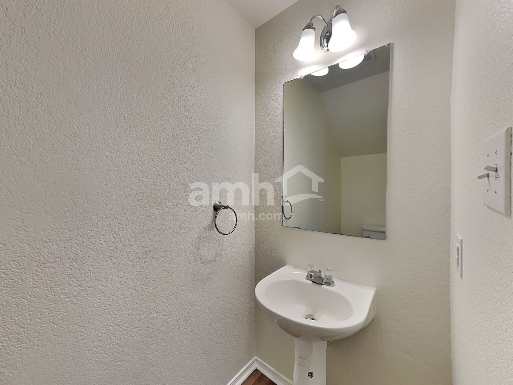 Building Photo - 12218 Mountain Pine