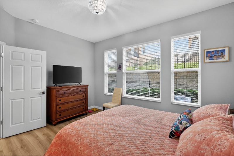 Building Photo - 17523 Promenade Dr