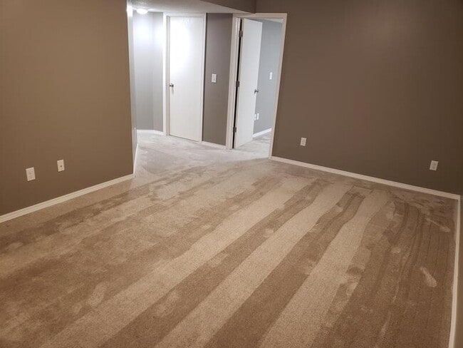 Building Photo - 10515 64th Ln NE