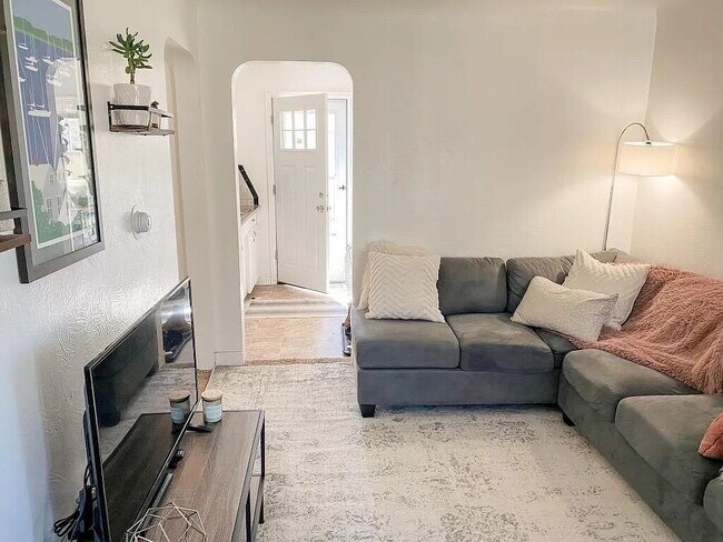 Building Photo - Fantastic 1 bedroom / 1 bath unit in Platt Park