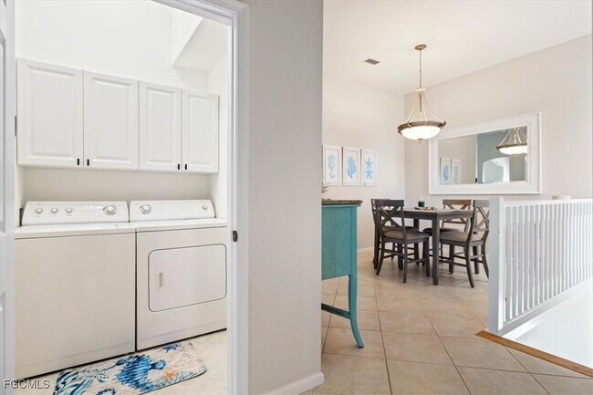 Building Photo - 3131 Meandering Way