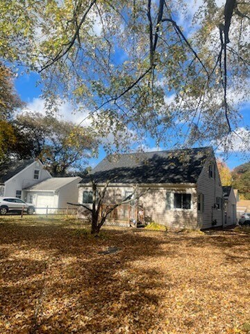 Primary Photo - 126 Colin St